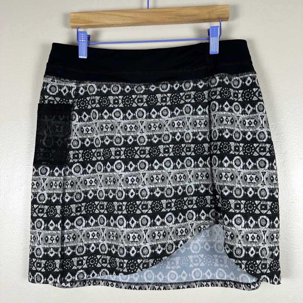 Carve Designs Womens S Skort Black White Geometric Tribal Print Mesh Pockets NEW